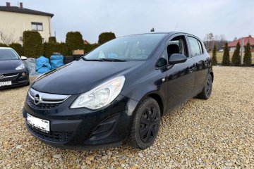 1.4 benz, duży ekran, podgrzewana kierownica i fotele