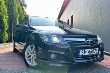 1.9CDTI 150KM, opc, ids+, xenon, bezwypadkowa, hak, grzane skóry